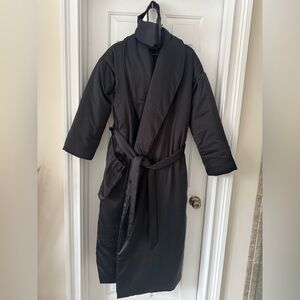 Victoria’s Secret Women's Black Dream Satin Duvet robe & eye mask set XS S